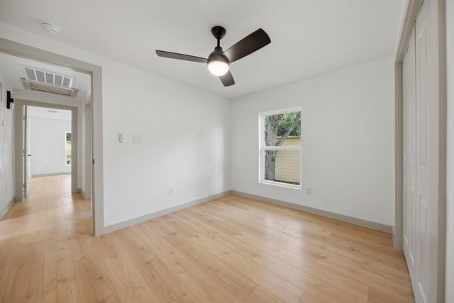 709 S Polk ST, Giddings, TX 78942