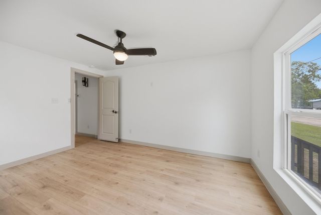 709 S Polk ST, Giddings, TX 78942
