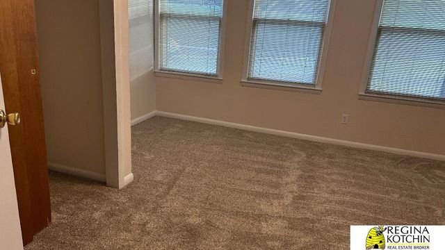 1004 Glenwood Ave Apt 3, Omaha, NE 68131