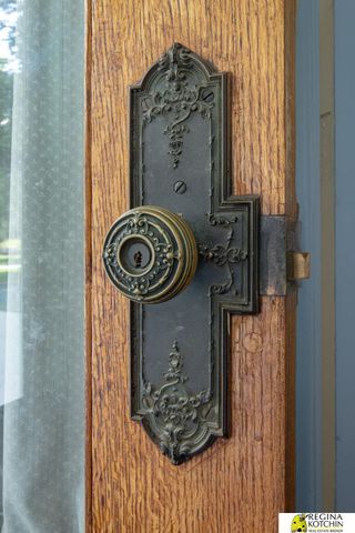 1004 Glenwood Ave Apt 3, Omaha, NE 68131