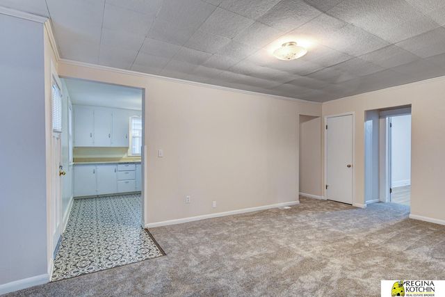 1004 Glenwood Ave Apt 3, Omaha, NE 68131