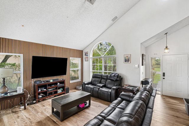 7366 Ashley Shores Circle, Lake Worth, FL 33467