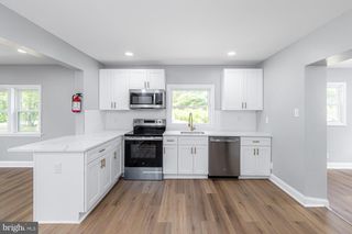 60 NEW BRIDGE RD, Quinton, NJ 08072