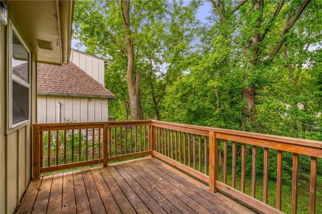 9302 W 83rd Street, Overland Park, KS 66204