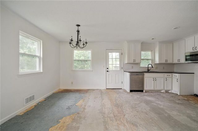 9302 W 83rd Street, Overland Park, KS 66204