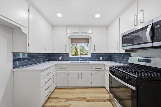 248 E Zion Place, Tulsa, OK 74106