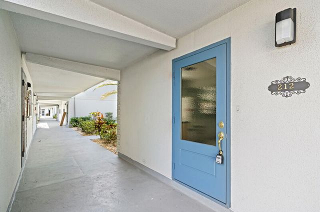 212 Tuscany D, Delray Beach, FL 33446