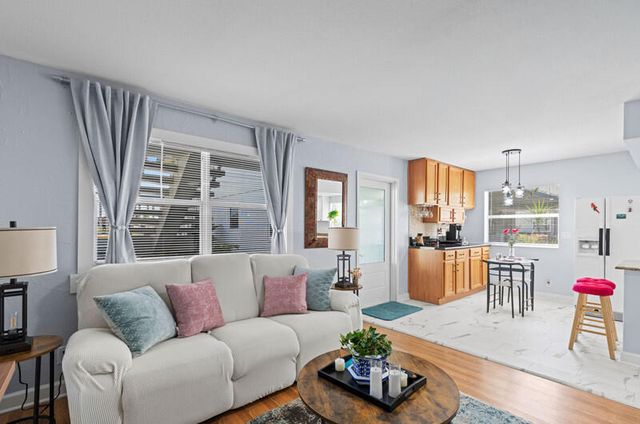 212 Tuscany D, Delray Beach, FL 33446