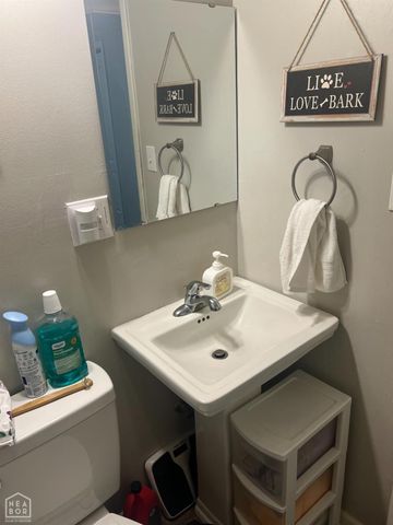 301 L'anguille Avenue W, Wynne, AR 72396