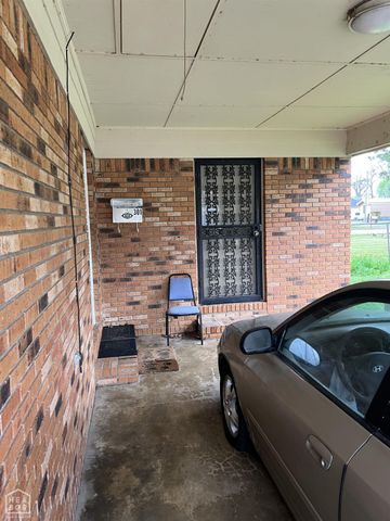 301 L'anguille Avenue W, Wynne, AR 72396