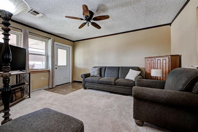 753 SW 1st Street, Moore, OK 73160