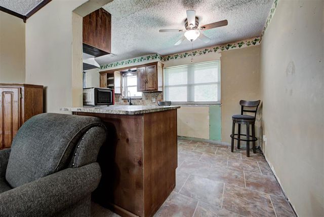753 SW 1st Street, Moore, OK 73160
