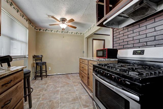 753 SW 1st Street, Moore, OK 73160