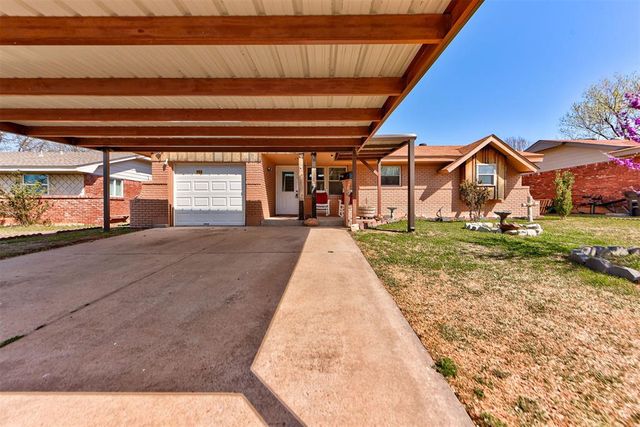 753 SW 1st Street, Moore, OK 73160