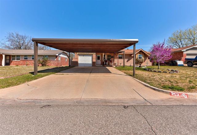 753 SW 1st Street, Moore, OK 73160