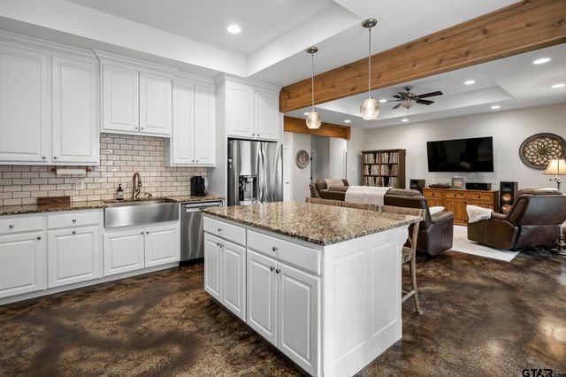 492 CR 3840, Hawkins, TX 75765