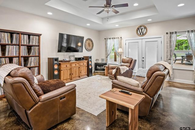 492 CR 3840, Hawkins, TX 75765