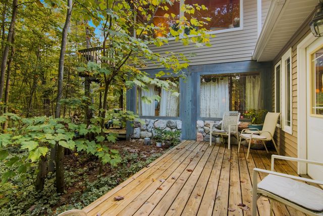 11436 Lakeview Road Ne, Kalkaska, MI 49646