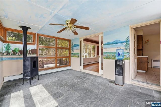 548 Covington Place, Wyckoff, NJ 07481