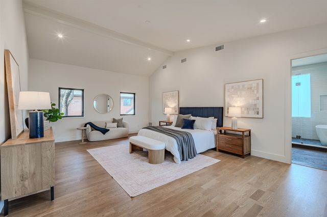 7115 Casa Loma Avenue, Dallas, TX 75214