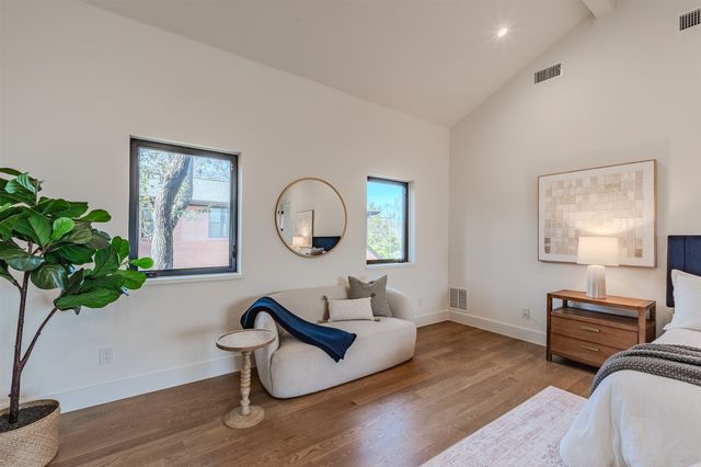 7115 Casa Loma Avenue, Dallas, TX 75214