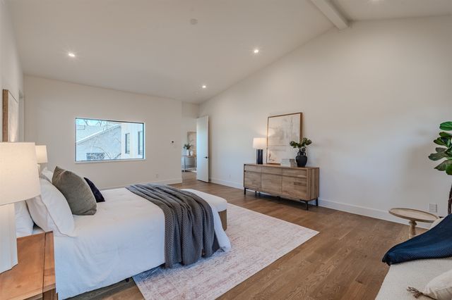 7115 Casa Loma Avenue, Dallas, TX 75214