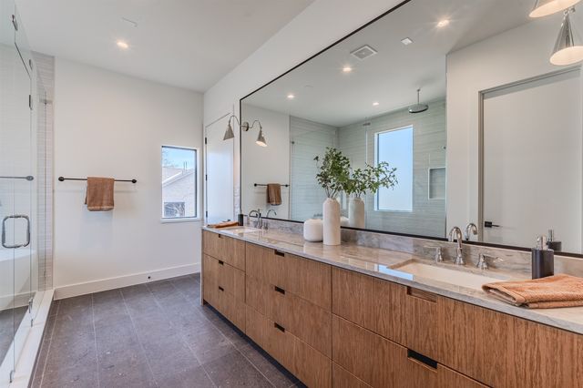 7115 Casa Loma Avenue, Dallas, TX 75214