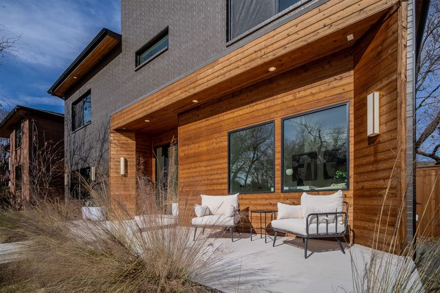 7115 Casa Loma Avenue, Dallas, TX 75214