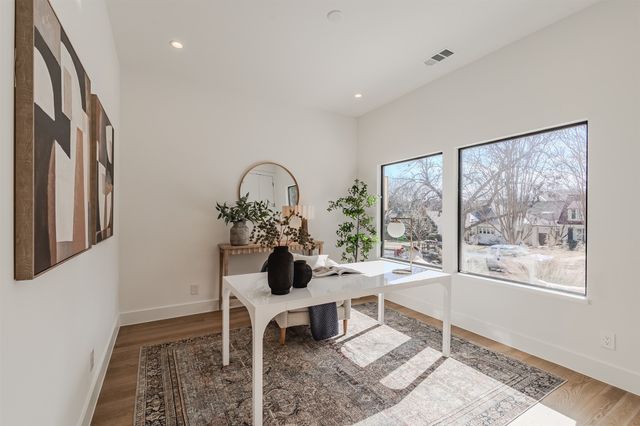 7115 Casa Loma Avenue, Dallas, TX 75214