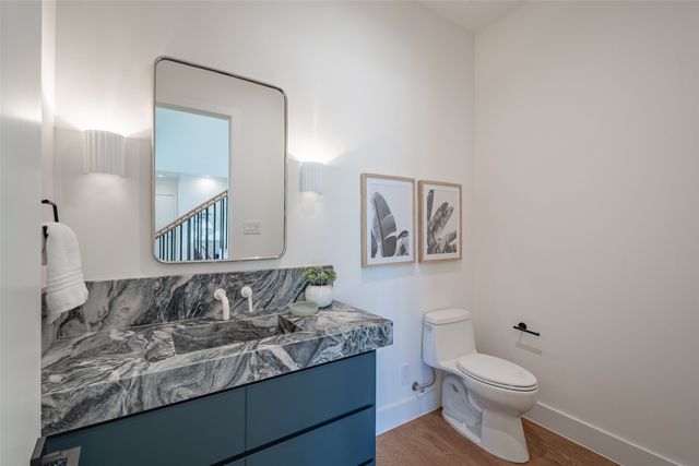 7115 Casa Loma Avenue, Dallas, TX 75214