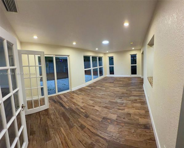 8915 NW 26 CT, Coral Springs, FL 33065