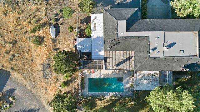 79 Washington Street, Klamath Falls, OR 97601