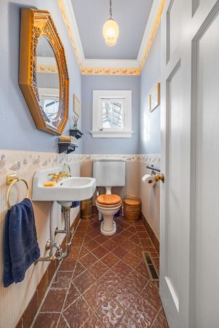 79 Washington Street, Klamath Falls, OR 97601