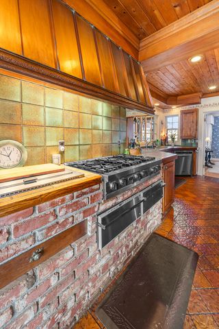 79 Washington Street, Klamath Falls, OR 97601