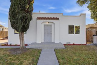 220 S O Street, Tulare, CA 93274
