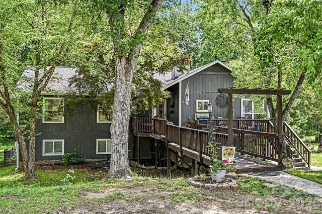 10319 Camelback Circle, Charlotte, NC 28226
