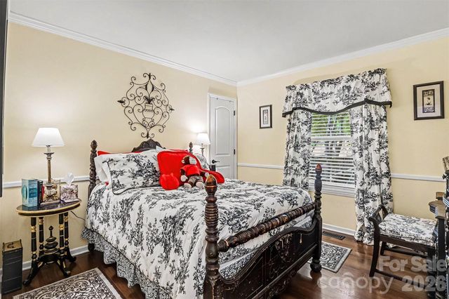10319 Camelback Circle, Charlotte, NC 28226