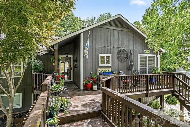10319 Camelback Circle, Charlotte, NC 28226