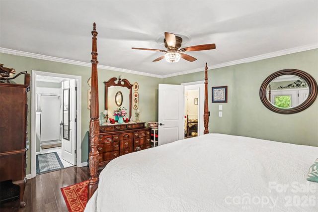 10319 Camelback Circle, Charlotte, NC 28226