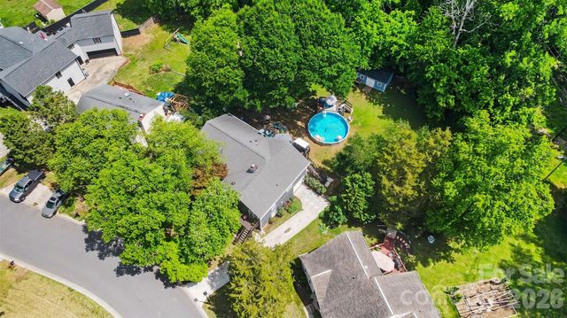 10319 Camelback Circle, Charlotte, NC 28226