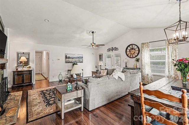 10319 Camelback Circle, Charlotte, NC 28226
