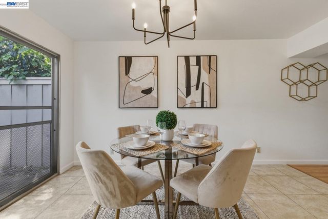 1245 Pine Creek Way I, Concord, CA 94520