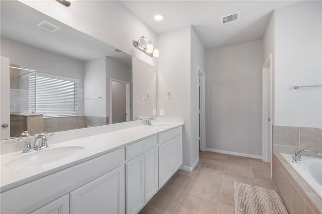 1203 Cascade Hills Drive, Rosharon, TX 77583