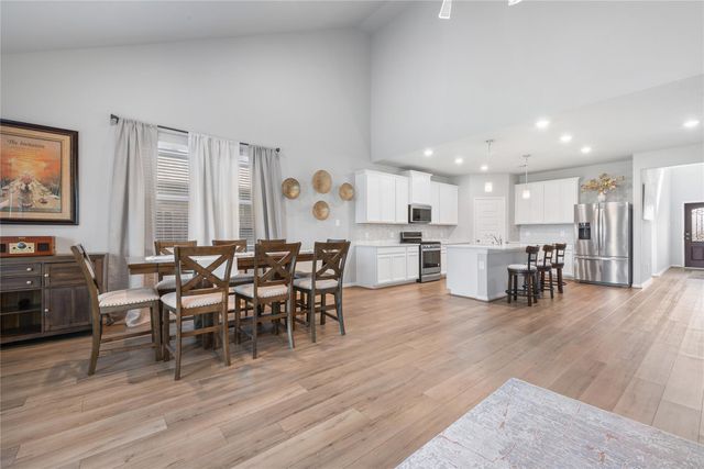 1203 Cascade Hills Drive, Rosharon, TX 77583