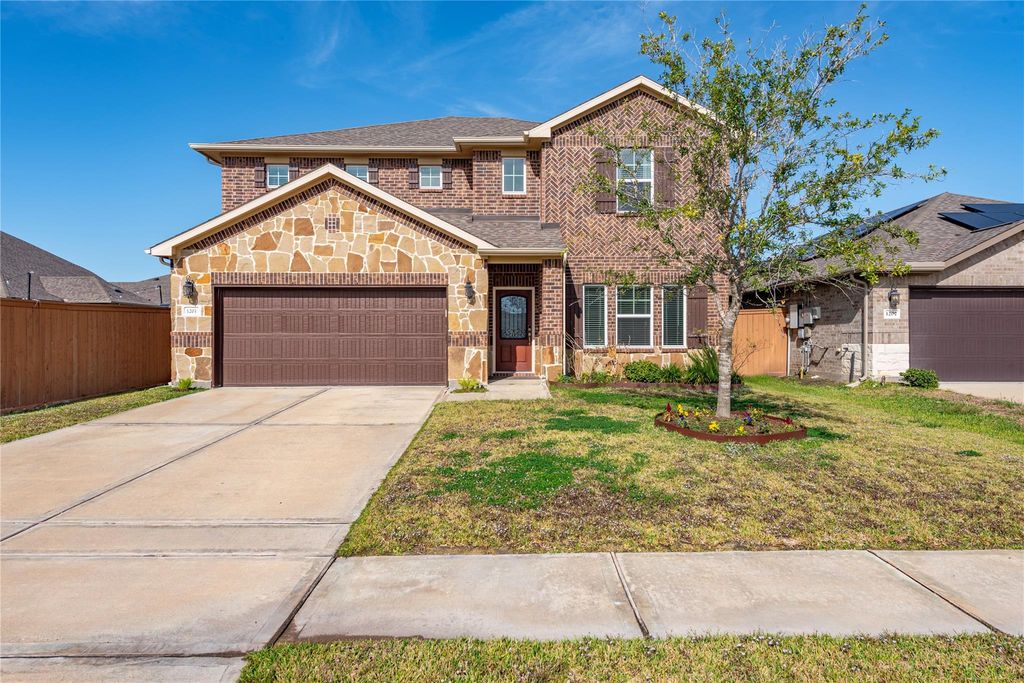 1203 Cascade Hills Drive, Rosharon, TX 77583