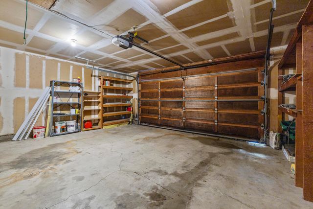 4332 Meadows Drive, Klamath Falls, OR 97603