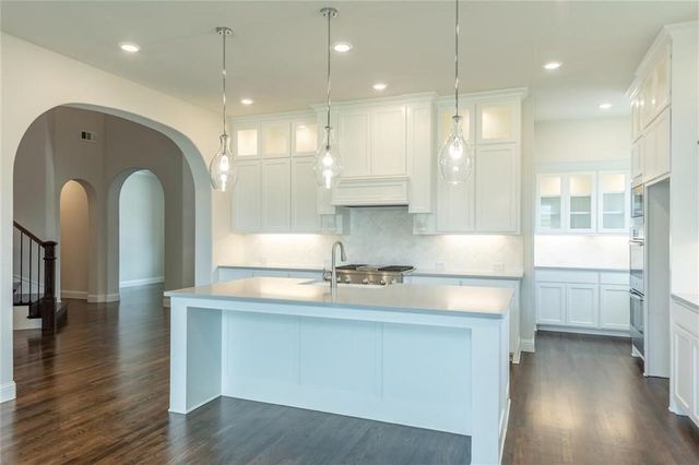 3849 Idlebrook Drive, Frisco, TX 75034