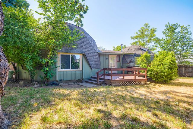 848 NE 8th Street, Grants Pass, OR 97526