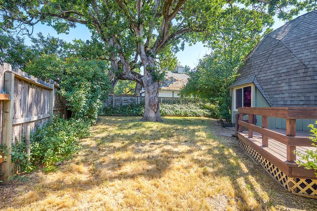 848 NE 8th Street, Grants Pass, OR 97526