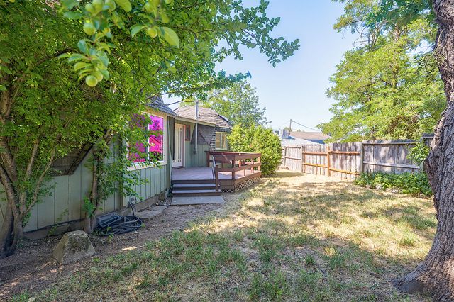 848 NE 8th Street, Grants Pass, OR 97526
